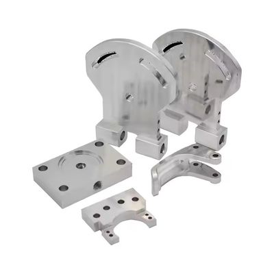 Op maat gemaakte 4-assige freesmachines voor kunststof POM/PA/Nylon-injectievormstukken CNC-bewerking