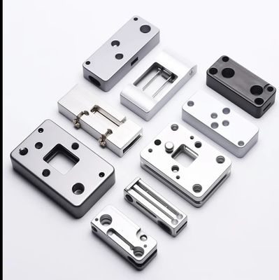 Custom Precision Brass Cnc Machining Services Fressing Turning Metal Aluminium Roestvrij staal Metal Cnc Parts